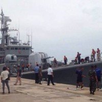 Thailand setzt sieben Kriegsschiffe und vier Hubschrauber auf der Suche nach den Boatpeople ein