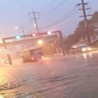 Die neue Unterführung auf Phuket besteht ihren ersten Hochwassertest