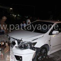 Betrunkener Australier verursacht Einzel-Verkehrsunfall