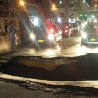 Lebensgefährliche Überraschung auf der Phetkasem Straße in Bangkok