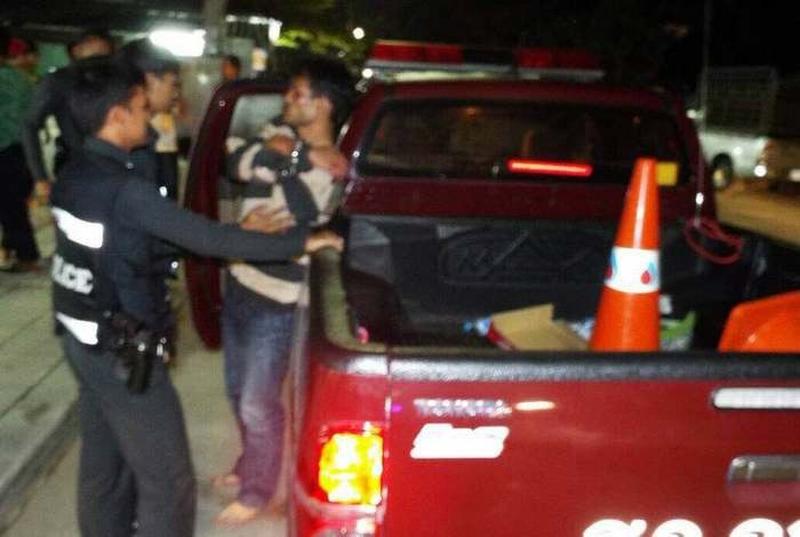 Geistig gestörter Mann beschädigt mehr als 50 Fahrzeuge auf Phuket