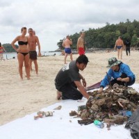 10.000 Baht Belohnung für jeden, der einen illegalen Müllentsorger auf Phuket anzeigt