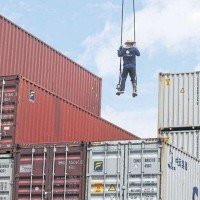 Thailands Exporte fallen im 10. Monat in Folge weiter in den Keller