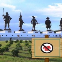 Armee schickt Soldaten um Rothemden am Betreten des Korruptionsbehafteten Rajabhakti Parks zu hindern