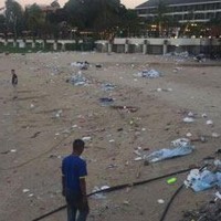 30 Stunden nach dem Count Down gleicht der Strand von Pattaya einer Müllhalde