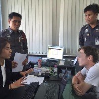 Junger Brite angeblich von einem älteren Thai sexuell belästigt