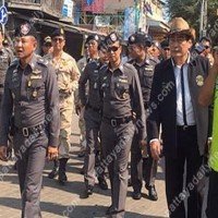 Polizei startet eine Groß Razzia auf Ko Lan