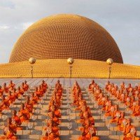 Wird der umstrittene Dhammakaya Abt eine Bedrohung für die Militärjunta?