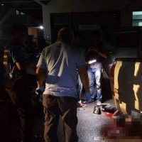 Drogenhändler in Krabi droht der Polizei mit einer Splittergranate