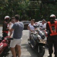Müssen ausländische Touristen bald zwei Fahrstunden zum Betrieb eines Fahrzeugs auf Ko Samui nachweisen?