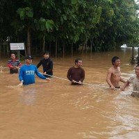 Mehr als 2900 Haushalte in Phayao überflutet