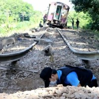 Nach Bombenanschlag muss der Zugverkehr im Süden für mindestens zehn Tage ausgesetzt werden
