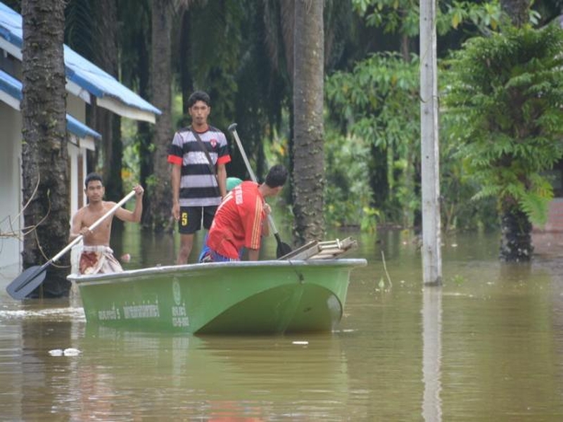 Überschwemmungen und Erdrutschwarnungen für Krabi
