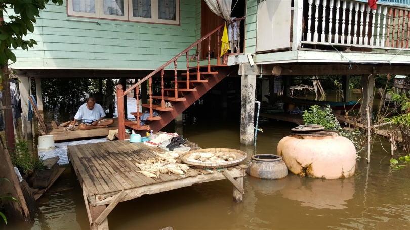 Flut Warnung für Bangkok, 13 Provinzen zu Flutkatastrophen Gebieten erklärt