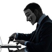 Regierung bittet die Hacker die Angriffe auf ihre Webseiten zu stoppen