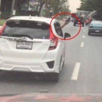 Bewaffneter Autofahrer anhand der Videoaufnahmen identifiziert und verhaftet