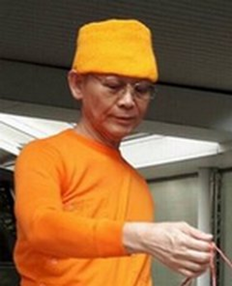 Zahlreiche Haftbefehle gegen den gesuchten Phra Dhammachayo