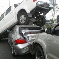 Kurioser Auffahrunfall in Bangkok