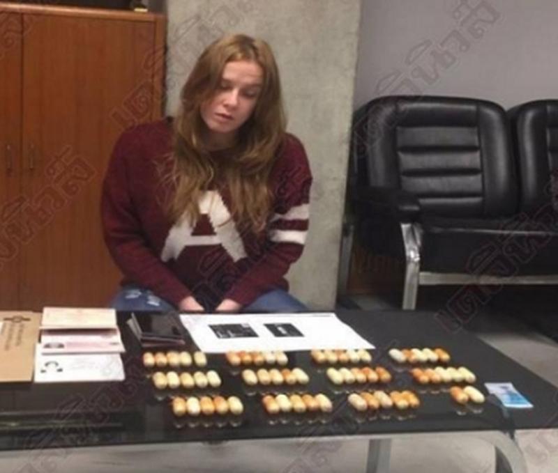 Einwanderungsbehörde verhaftet eine russische Kokain Schmugglerin