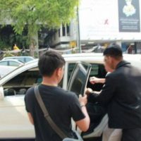 Aktivisten verhaftet als er Prayuth eine Petition übergeben will