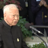 General Prem lobt Premierminister Prayuth für sein Engagement