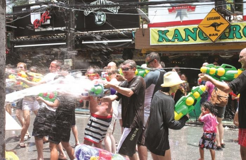 Viel Spaß an Songkran, aber brechen sie nicht das Gesetz