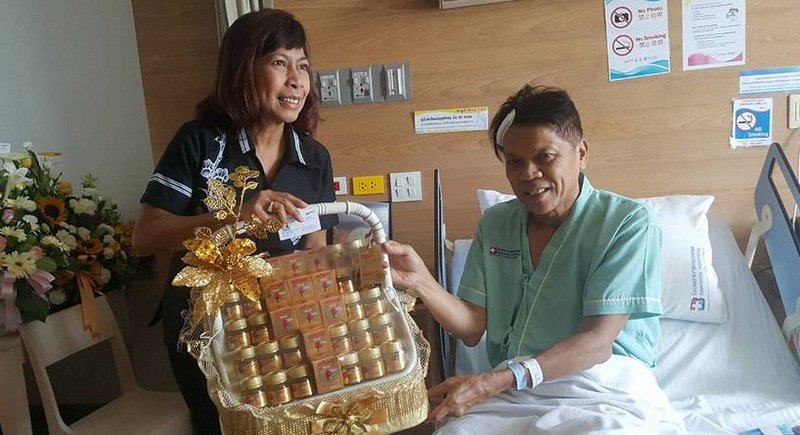 Passagier durch eine herabstürzende Decke auf dem Flughafen Phuket verletzt