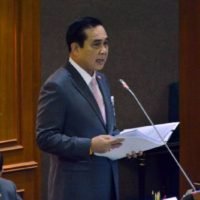Prayuth präsentiert ein 2,9 Billionen Baht Budget für 2018