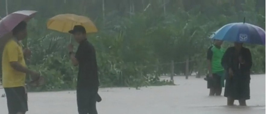 Warnung vor weiteren Sintflutartigen Regen im Süden Thailands