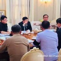 Premierminister Prayuth hat ein dringendes Treffen zur Überwachung der Überschwemmungssituation anberaumt