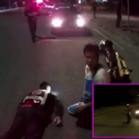 Motorradfahrer rast durch Kontrollpunkt und bricht einem Polizeibeamten beide Beine