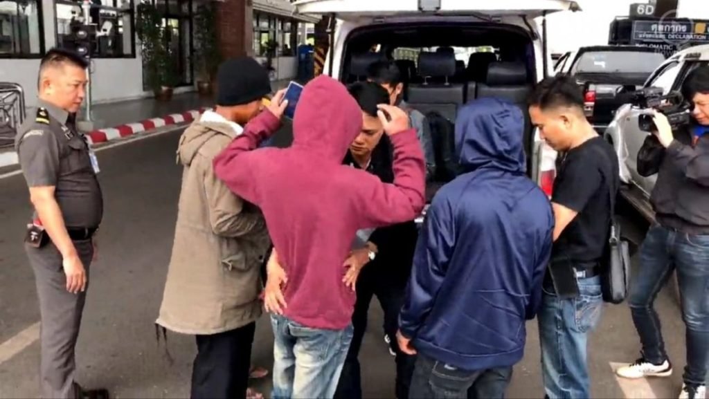 Thai verhaftet weil er ausländischen Visa Überziehern geholfen hatte