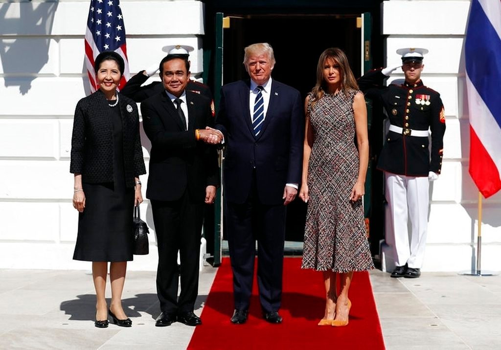 Ehemaliger Rektor der Thammasat-Universität angeklagt, weil er wissen wollte, wie teuer eine Handtasche von Prayuths Ehefrau ist