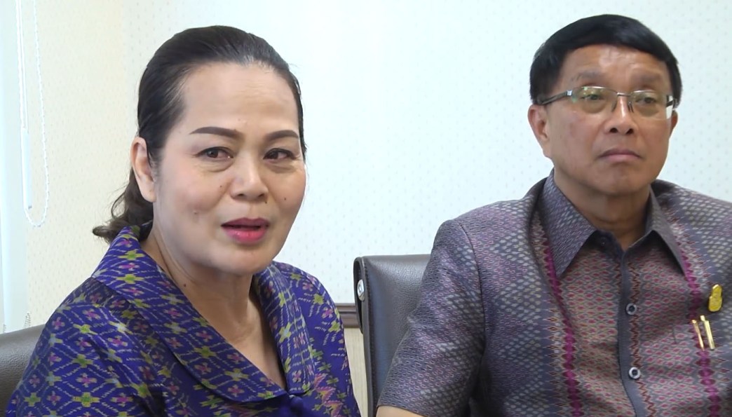 Gouverneur von Khon Kaen entschuldigt sich dass er die Einheimischen als dumm bezeichnet hatte