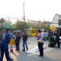 Russischer Tourist kommt beim Überqueren einer Straße in Pattaya ums Leben