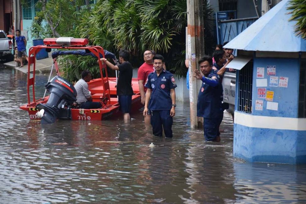27-jährige Frau kommt bei einem Stromschlag im Hochwasser in Bangkok ums Leben
