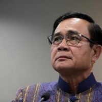 Premierminister Prayuth bestreitet sich in die Angelegenheiten der NBTC einzumischen