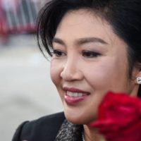 Politiker erwarten, das Yingluck bald etwas über ihre politische Zukunft sagen wird