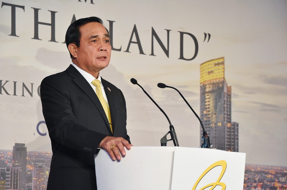 Oberste Gerichtshof lehnt den Antrag von Aktivisten gegen Prayuth wegen bewaffneten Aufstands ab