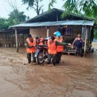 Tropischer Sturm Son-Tinh peitscht über den oberen Nordosten Thailands