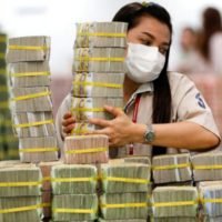 Der thailändische Baht und die Aktien könnten in dieser Woche noch weiter fallen