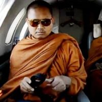 Thailands bekannter ehemaliger Jet Set Mönch wurde zu 114 Jahren Gefängnis verurteilt