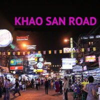 Verkäufer ignorieren das Verbot der Regierung auf der Khao San Straße in Bangkok
