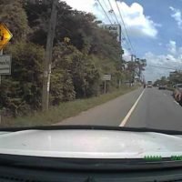 Polizist wird auf Facebook gelobt, weil er einen Motorradfahrer nicht in Notwehr erschossen hat