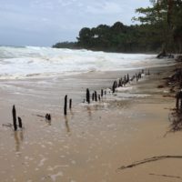 Der südwestliche Monsun sorgt für zahlreiche Schäden und Erosionen an der Westküste von Phuket