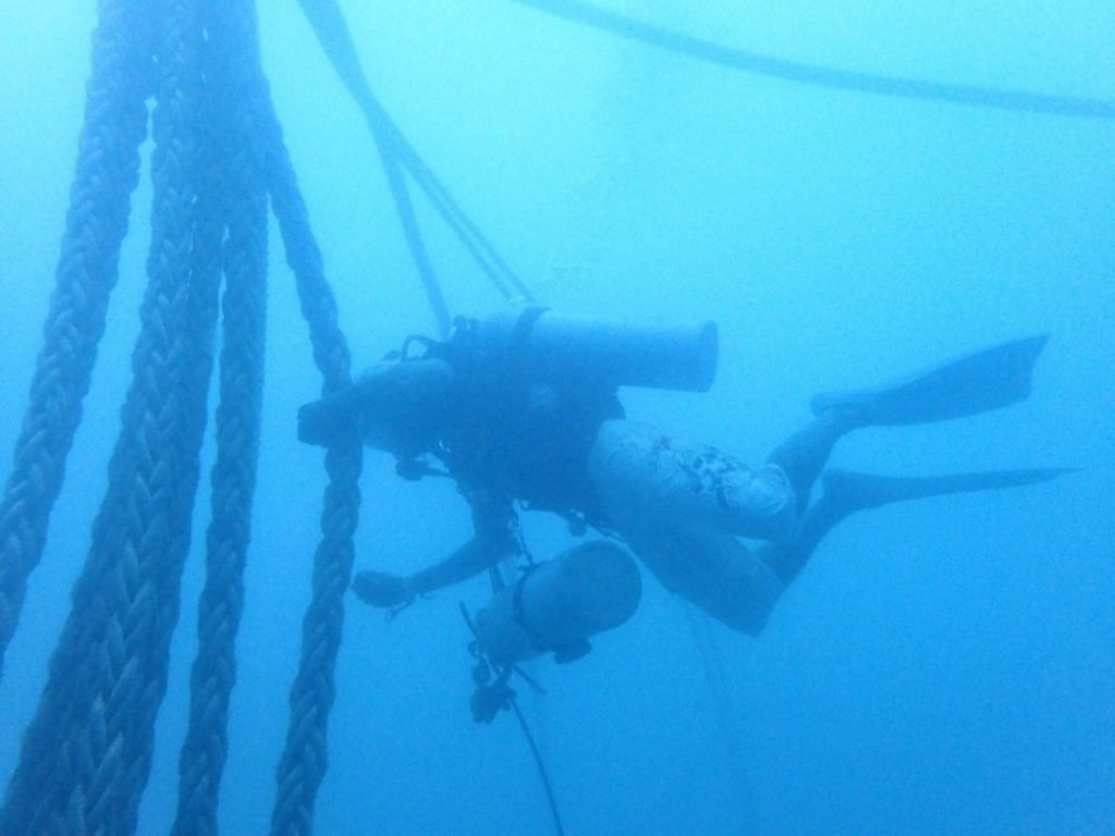 Bergungsarbeiten an der gesunkenen Phönix vor Phuket erneut gescheitert