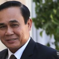 Premierminister Prayuth weigert sich weiter, über seine politische Zukunft zu reden