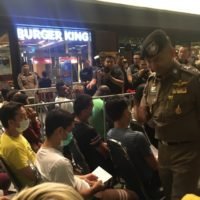 Big Joke verhaftet in Rekordrazzia 369 Ausländer in 337 Orten