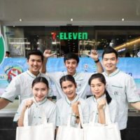 7-Eleven sagt den Plastiktüten mit ihrer Kampagne „ 7 Go Green „den Kampf an