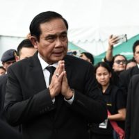 Prayuth spricht zum ersten Mal über seinen möglichen Einstieg in die Politik